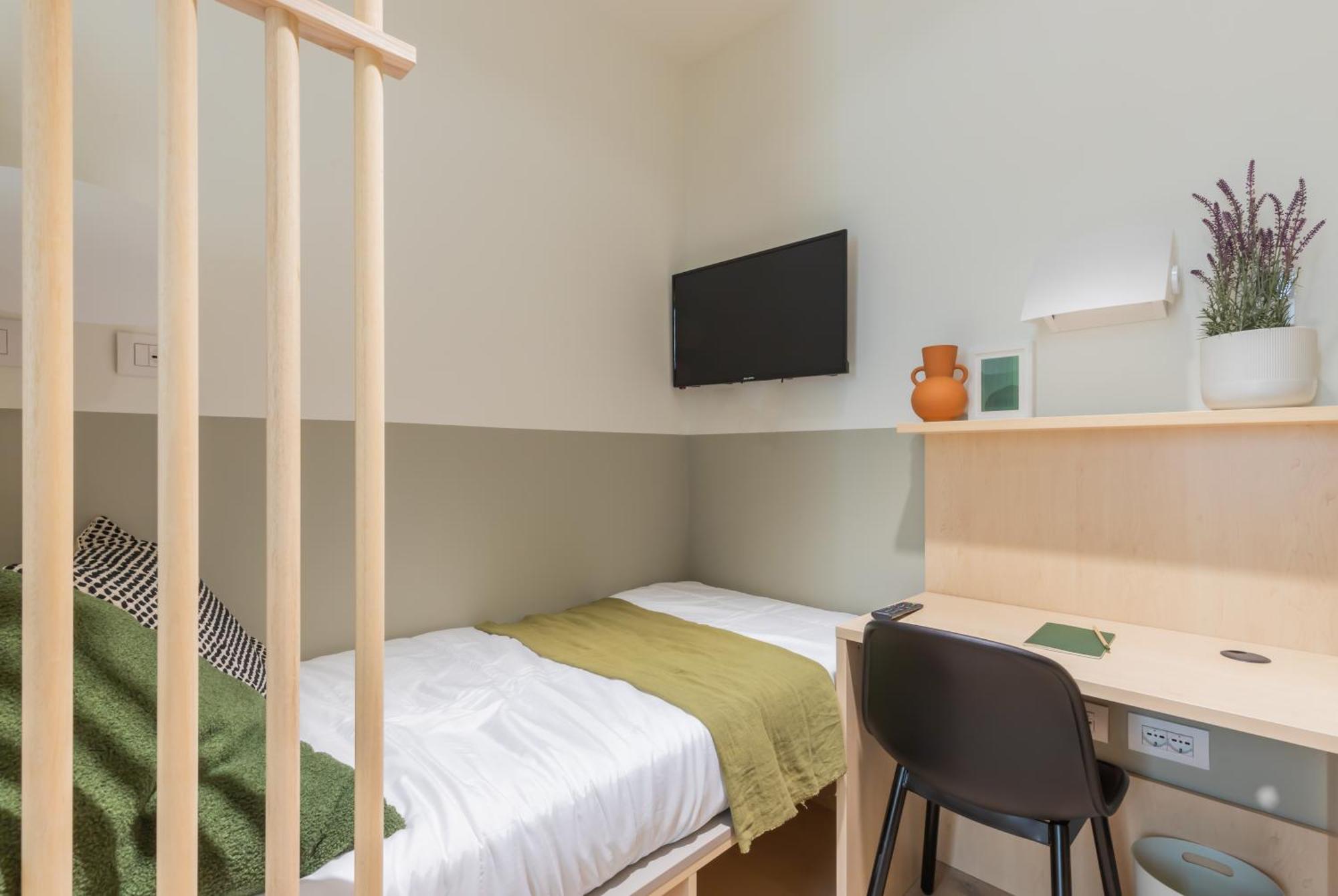 Well-located Campus Near Park * Milano