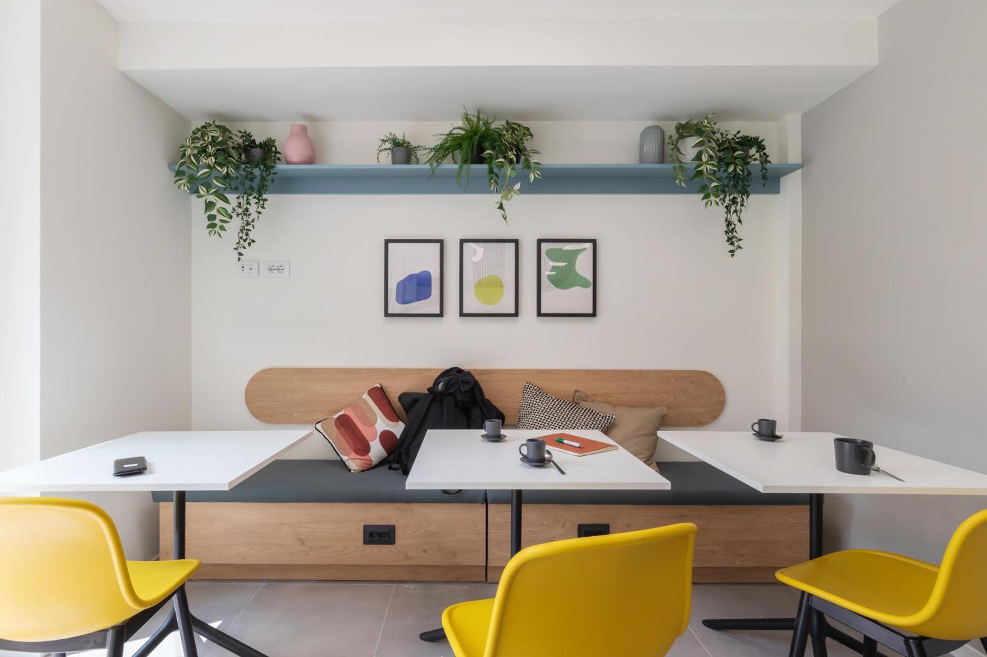 Well-located Campus Near Park Milano