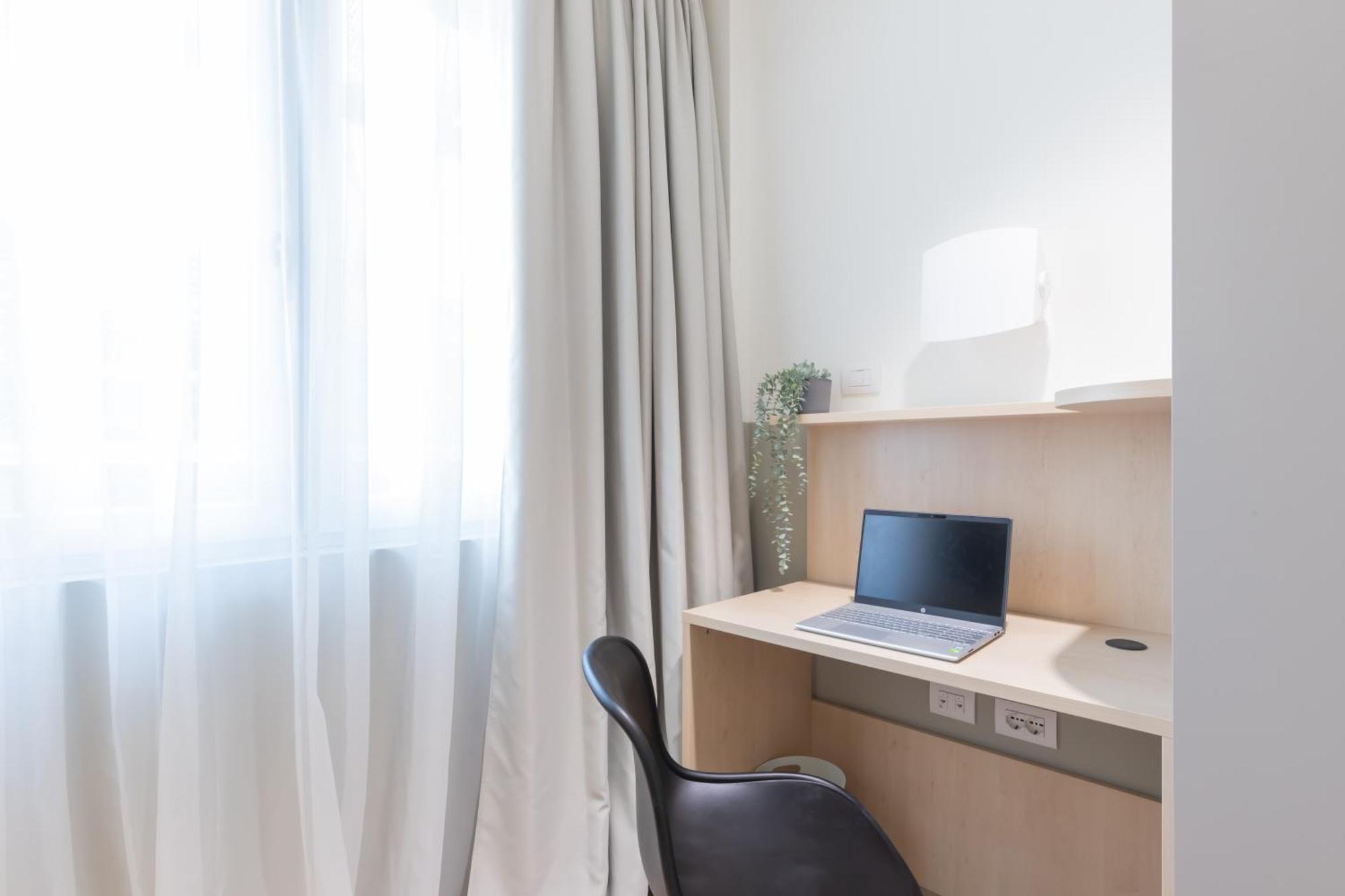 Well-located Campus Near Park Appartement